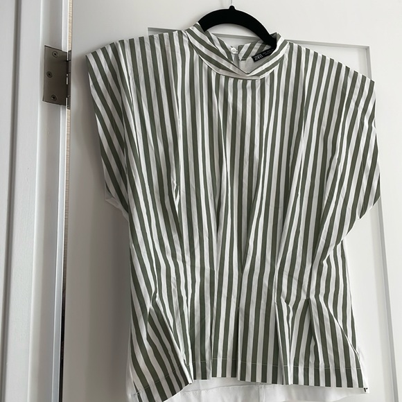 Zara Blouse - Picture 1 of 3